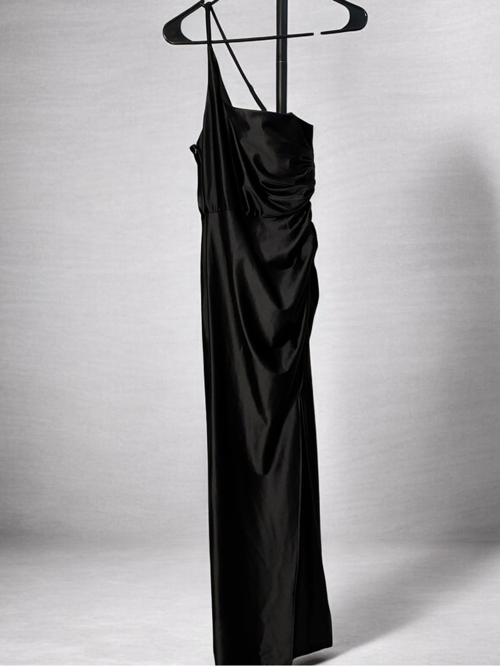 DB Studio Dress Black One-Shoulder Satin Evening Gown Front Slit Ruching Size 0